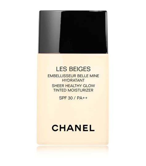 chanel les beiges sheer healthy glow tinted moisturizer review|Chanel Les Beiges tint.